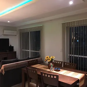 Comodo Y Moderno Departamento Apartamento